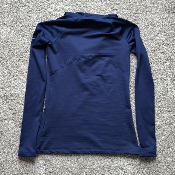 Nike Pro Women’s Hyperwarm LS Top - Picture 4 of 5